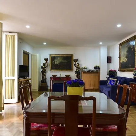 Elite Apartment *