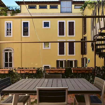 Elite Apartment *